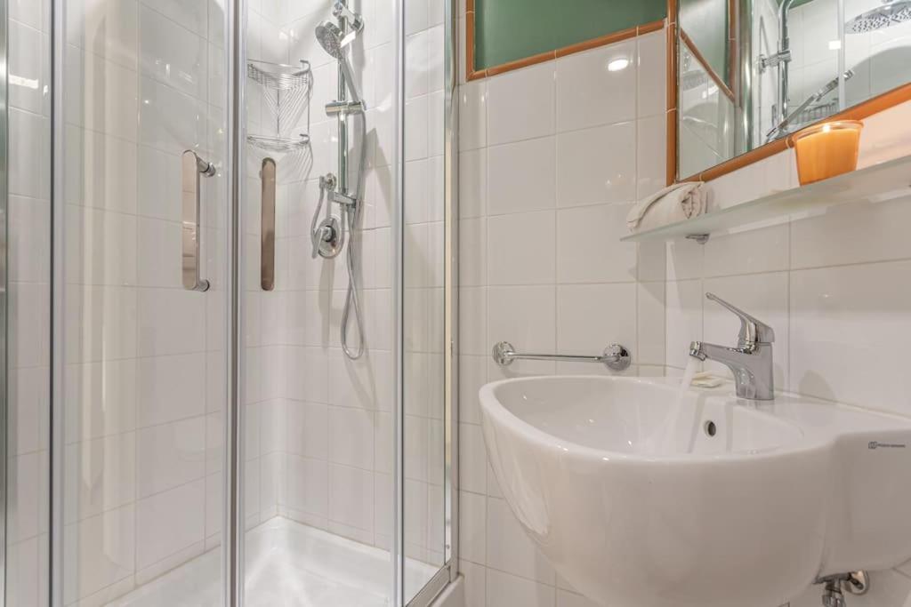 Appartamento Home Ripa 99 ローマ エクステリア 写真